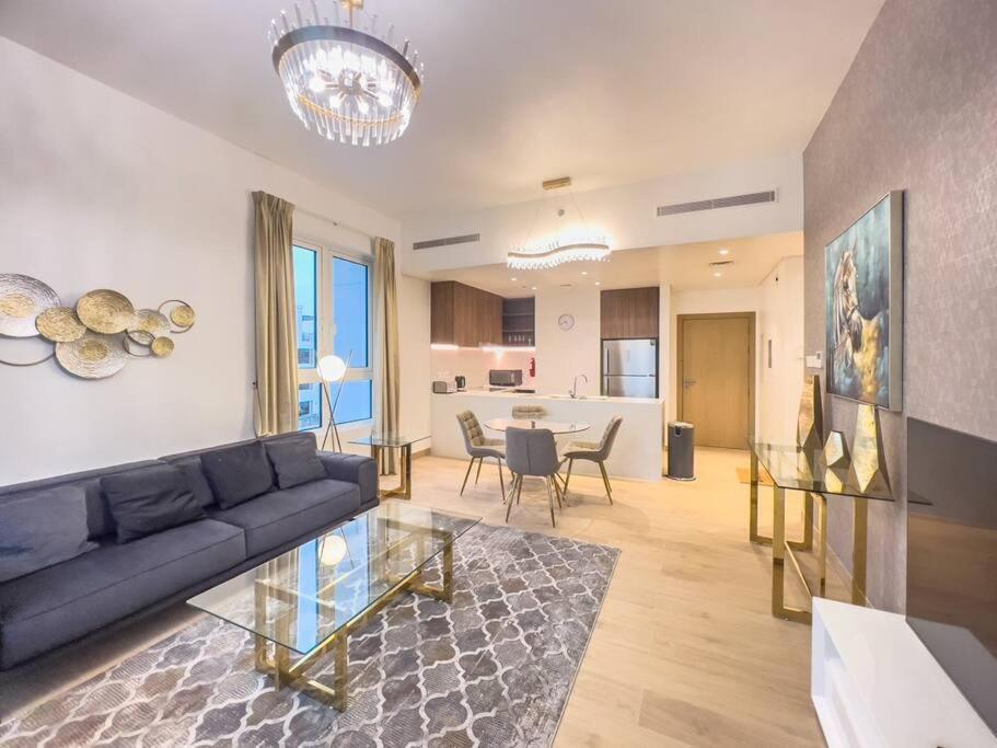 Lovely 2-Bedroom Vacation Home Near Beach Dubaj Zewnętrze zdjęcie